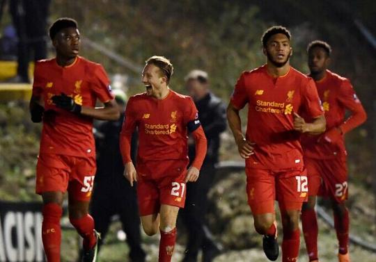 RNG老板白星被执行1.6亿！Doinb爆料RNG已被收购：新老板十分惊喜！