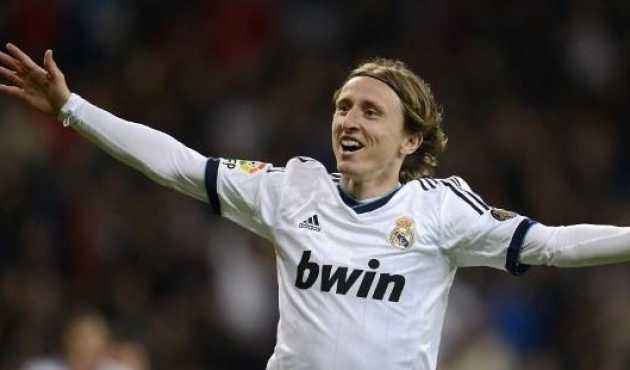 中超第29轮最佳候选：王燊超、钟义浩入选，法比奥在列