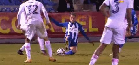 勇士遭受库里缺阵影响，巴特勒未能逆袭旧主，两小将崭露头角